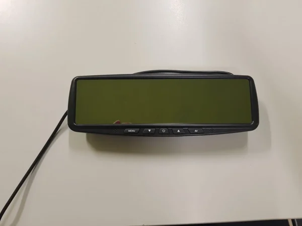 GCC M-USE LCD opzet achteruitkijkspiegel met monitor Car Audio Limburg