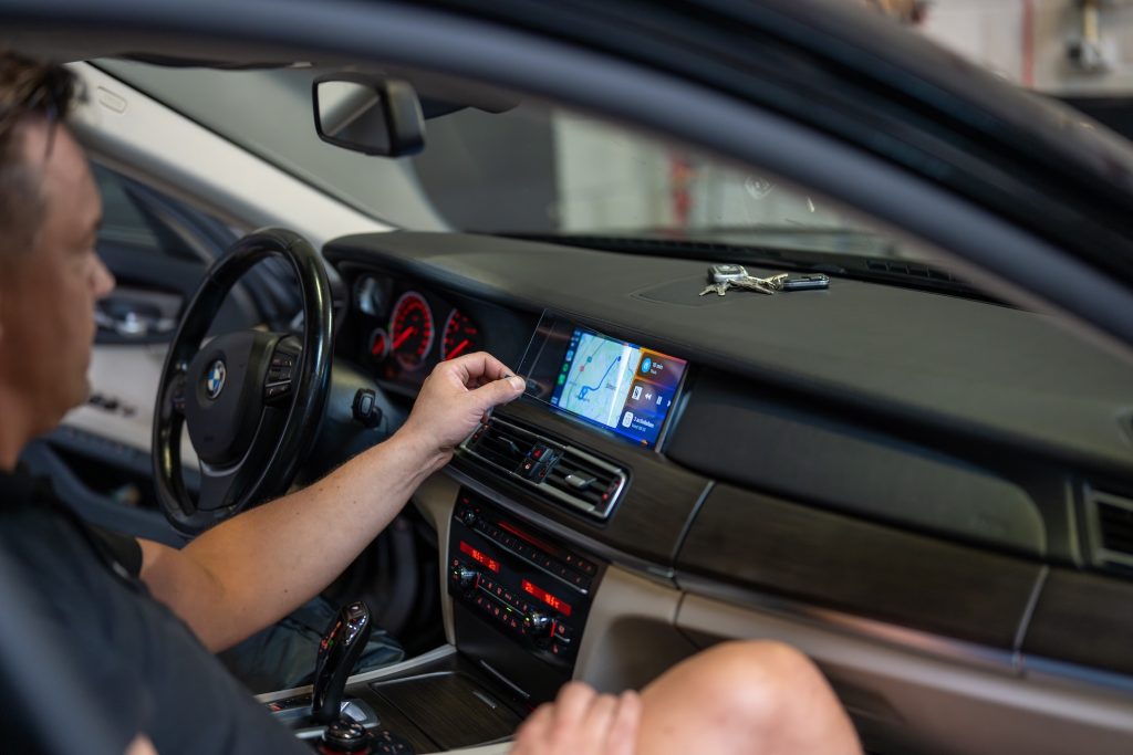 Apple CarPlay voor jouw BMW: Compatibiliteit, installatie en gebruik