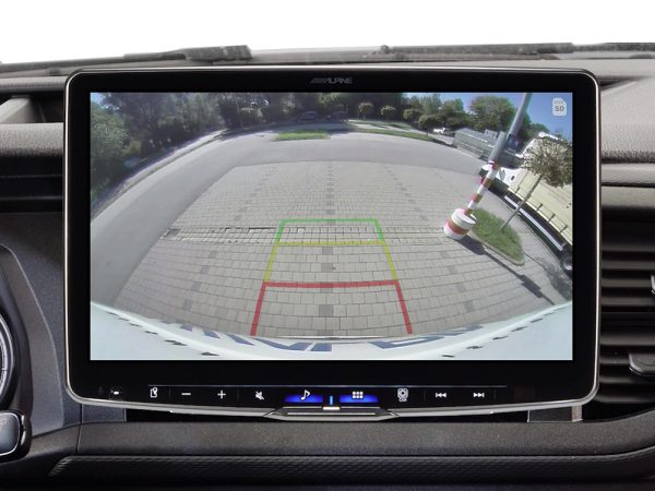 Alpine 360 graden camera systeem speciaal voor campers en kampeerbusjes Car Audio Limburg